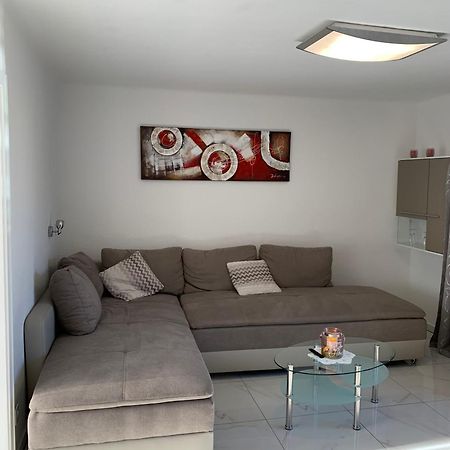 Moderne 2 Zimmer Wohnung Mit Vollausstattung Ketsch Exteriör bild
