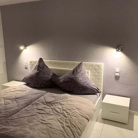 Moderne 2 Zimmer Wohnung Mit Vollausstattung Ketsch Exteriör bild